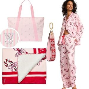 🎀 New Victoria’s Secret Candy Cane Pajama Bundle 4Pieces  🎀🎄